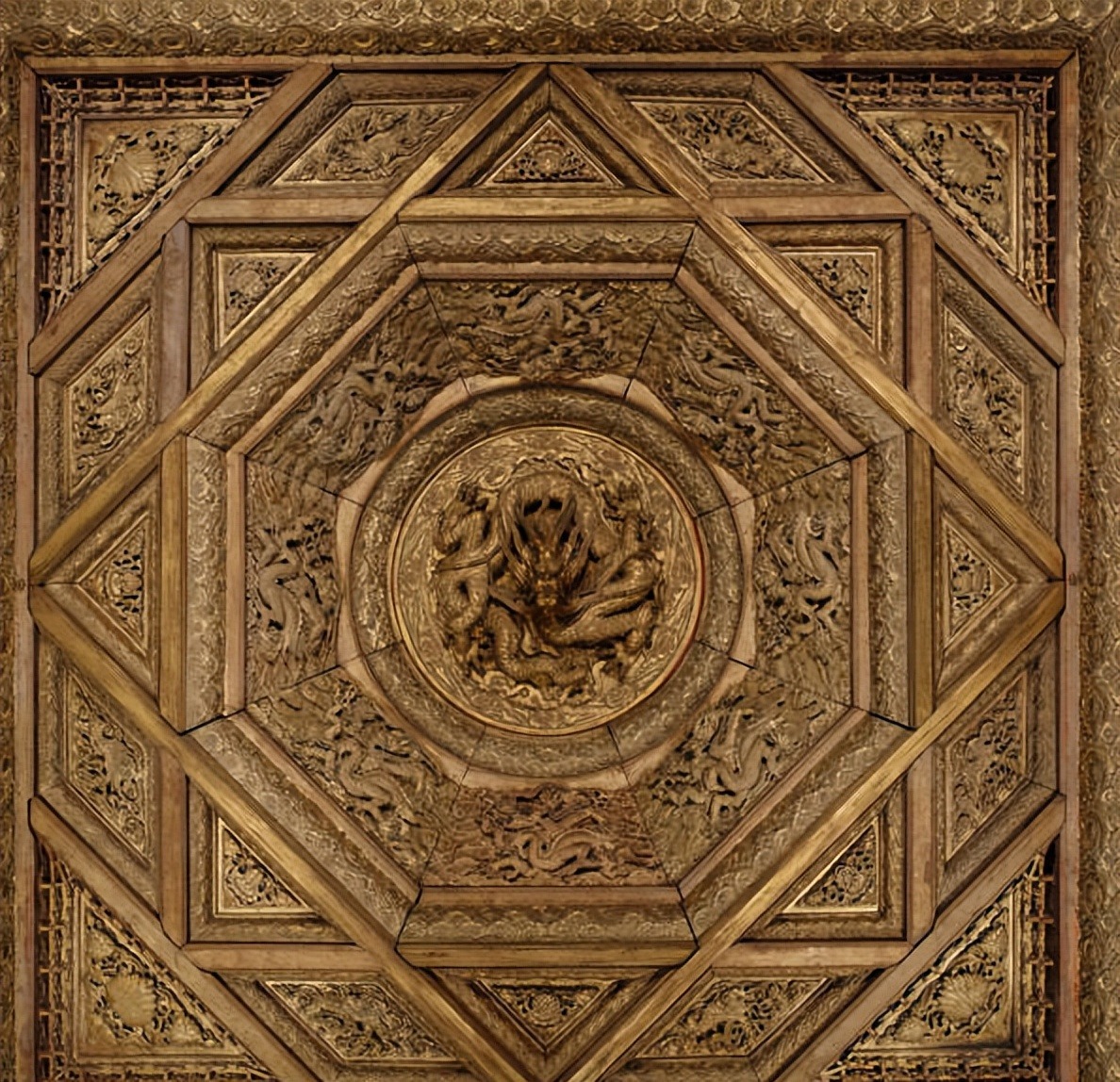 智化寺藏殿斗八藻井